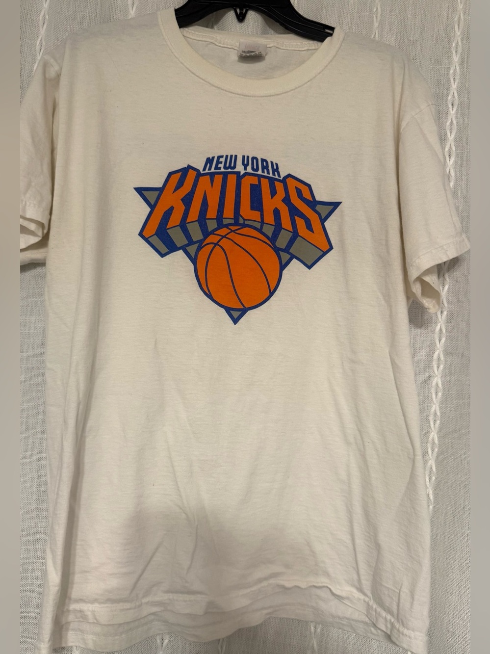 NBA New York Knicks tee shirt. Sz.M